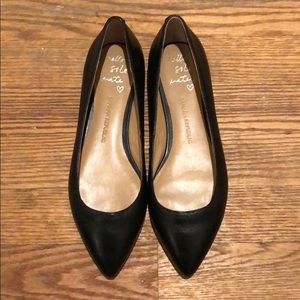 Banana Republic black leather ballet flats